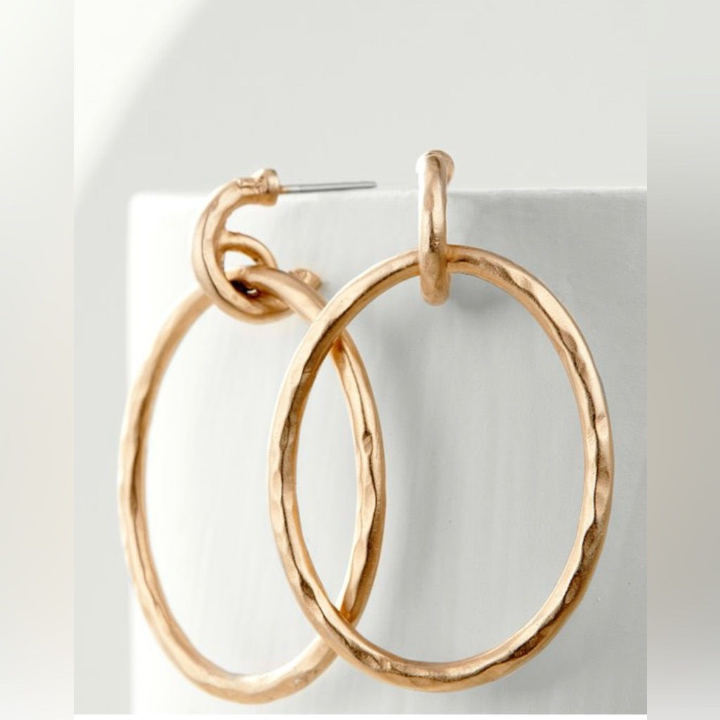 Soft Surroundings Cassini Hoop Earring 39$